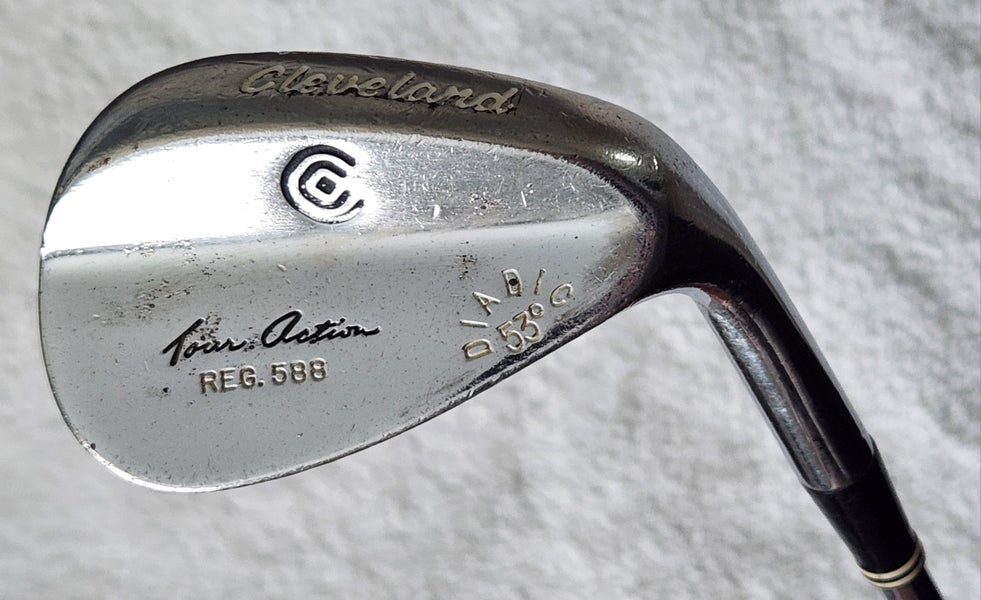 Men's Cleveland Tour Action Reg 588 Diadic 53° Wedge RH; Steel Shaft