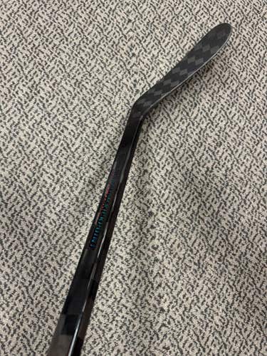 CCM Vizion 55 Flex P28 Curve Right Hand Stick - Pixallo.store (READ DESCRIPTION)