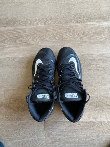 Black Men's Size M 11.0 (W 12.0) Adult Nike Huarache High Top Metal (Used)