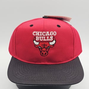 NEW Vintage Chicago Bulls NBA Sports Twill Plain Logo Hat Cap Vtg Red Snapback