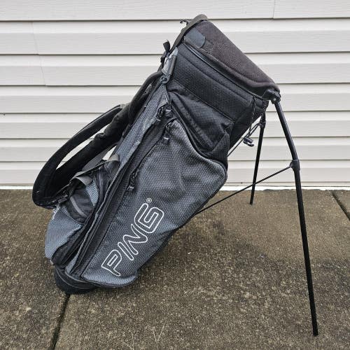 Ping Hoofer 2 Golf Stand Bag 4-Way Divider w/ Shoulder Straps  - Black & Gray