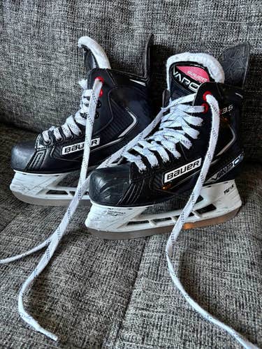 Bauer Vapor Hockey Skates Size 2