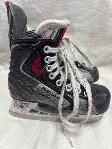 Bauer Vapor X60 Hockey Skates Regular Width 12.5 (Used)