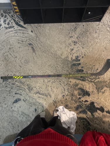 Senior Sher-Wood Rekker Legend Pro Right Handed Hockey Stick P92 Pro Stock (Used)