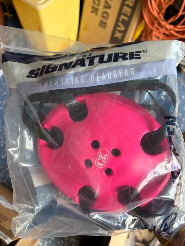Cliff Keen (New) wrestling headgear pink New