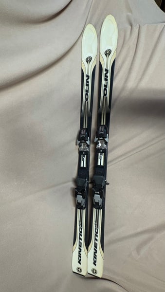 Unisex All Mountain 153 cm Olin Kinetic Skis With Bindings (Used)