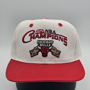 Vintage Chicago Bulls NBA Sports 6 Time Champions Logo 7 Hat Cap Vtg Snapback
