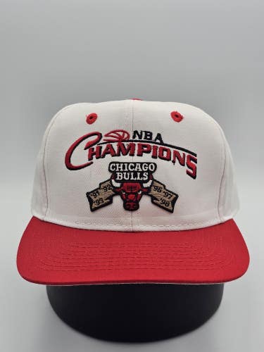 Vintage Chicago Bulls NBA Sports 6 Time Champions Logo 7 Hat Cap Vtg Snapback