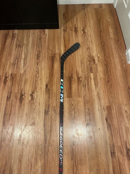 Senior CCM JetSpeed FT5 Pro Right Handed Hockey Stick P88 (Used)