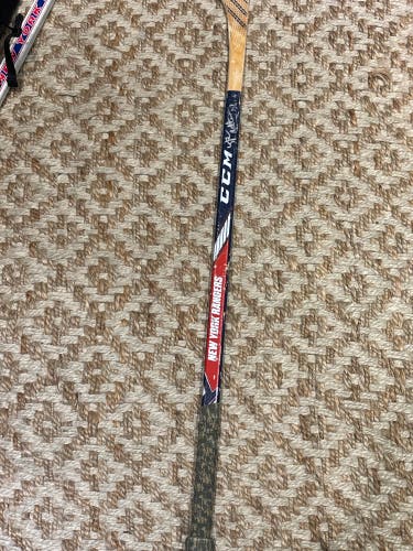 Youth Franklin Right Handed Hockey Stick (Used)