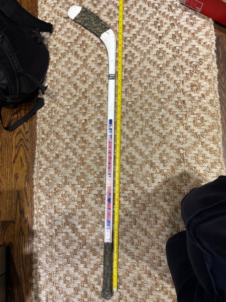Youth Franklin Right Handed Hockey Stick (Used)