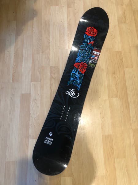 2023 Women's 145cm Lib Tech Dynamiss Snowboard Without Bindings