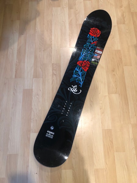 2023 Women's 145cm Lib Tech Dynamiss Snowboard Without Bindings (New)