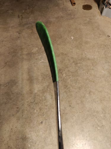 Senior Warrior Alpha LX2 PRO Right Handed Hockey Stick P90T Pro Stock (Used)