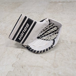 Bauer Prodigy/CCM YTFlex3 Blocker (Used)