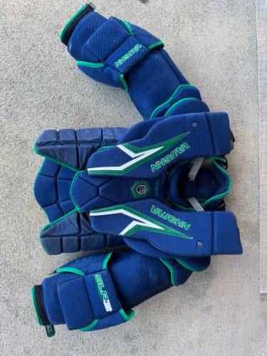XL Vaughn SLR 3 Pro Goalie Chest Protector (Used)