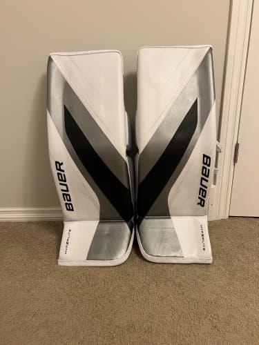 New Pro Stock Bauer Hyperlite 2 Leg Pads - 34"- Pixallo.store (READ DESCRIPTION)