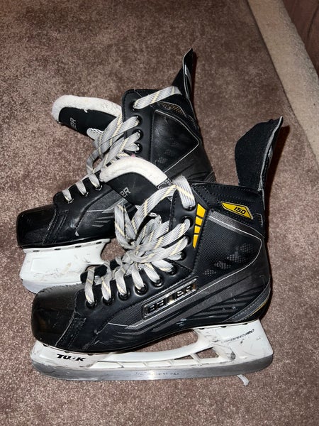 2015 Bauer Supreme 150 Hockey Skates Regular Width 7 (Used)