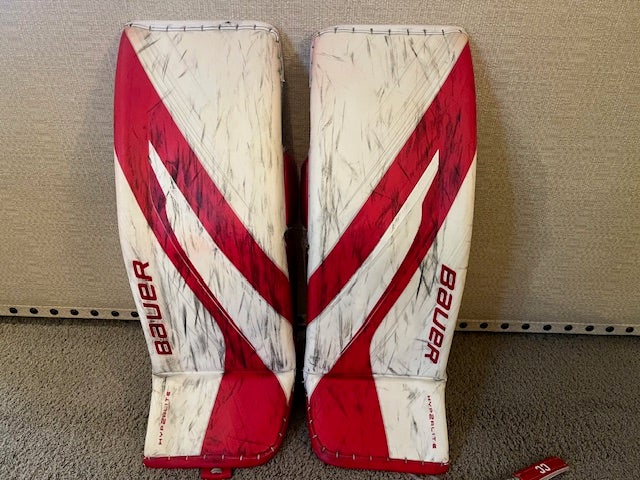 2023 Large Bauer Hyperlite 2 Goalie Leg Pads (Used)