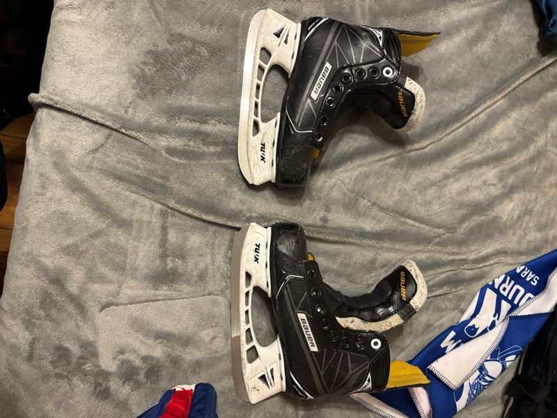 2016 Bauer Supreme S160 Hockey Skates Regular Width 13 (Used)