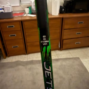 Intermediate CCM JetSpeed FT5 Right Handed Hockey Stick P29 (Used)