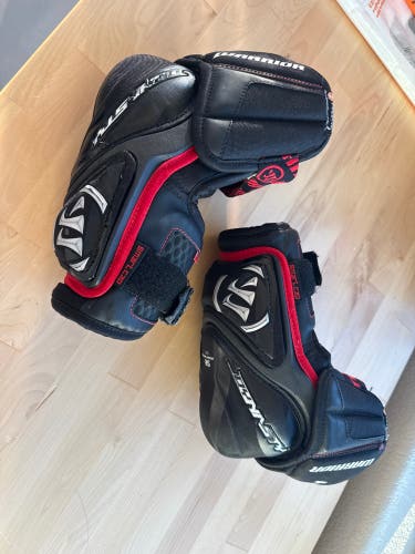 Senior Medium Warrior Dynasty HD1 Elbow Pads Pro Stock (Used)