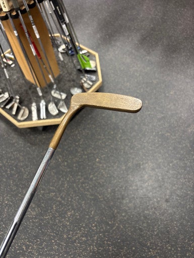 Used Acushnet BULLS EYE Mens Putter RH 11337-S000470333