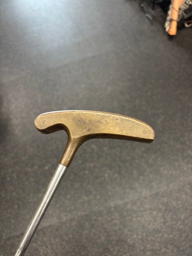 Used Acushnet BULLS EYE Mens Putter RH 11337-S000470330