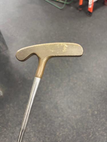 Used Acushnet BULLS EYE Mens Putter RH 11337-S000470324