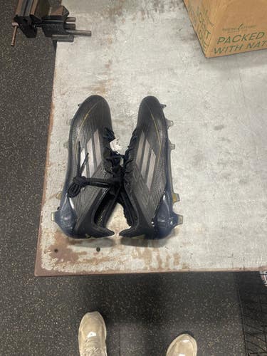 Used Adidas Soccer Cleats Black Senior 10 11337-S000471884