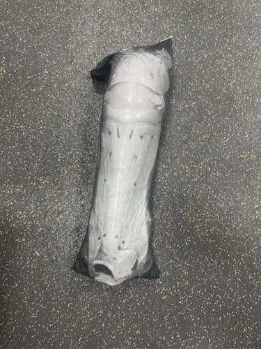 New Rawlings Mach Leg Guards SR 11337-RAWMACHLGS