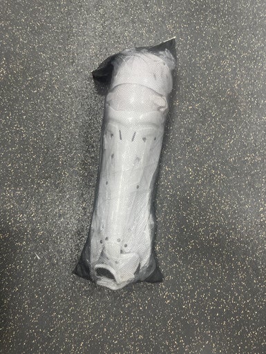 New Rawlings Mach Leg Guards SR 11337-RAWMACHLGS