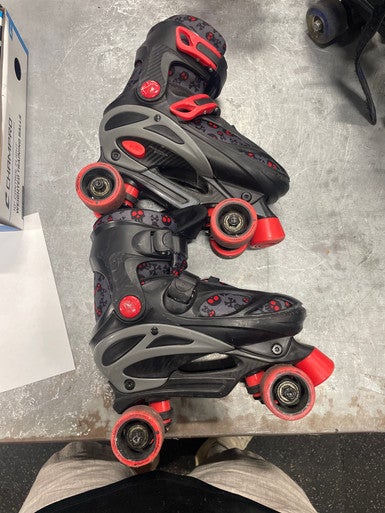 Used SKULL QUAD SKATES Junior Roller Quad Skates Red Adjustable 11337-S000470494