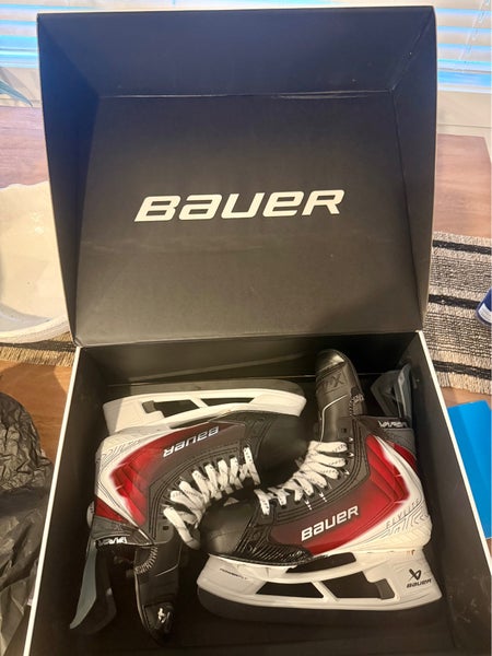 2025 Bauer Vapor Flylite Red Hockey Skates Pro Stock 7 (New)