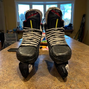 2019 Bauer Vapor 2X Pro Hockey Skates 9 (Used)