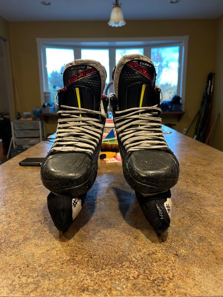 2019 Bauer Vapor 2X Pro Hockey Skates 9 (Used)