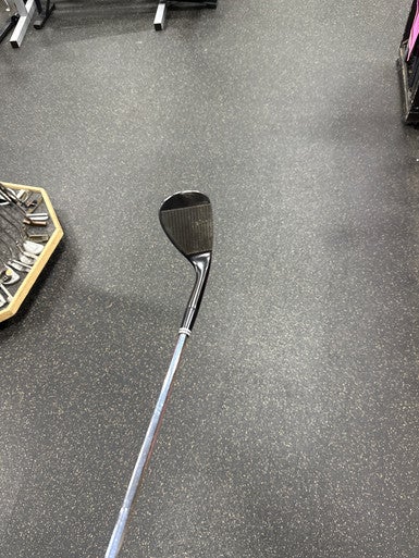 Used Cleveland CG15 Golf Wedge Mens RH 52 Degree 11337-S000466053