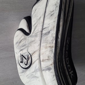 Reebok Premier 4 18K Regular Pro Stock (Used) Blocker and Catcher