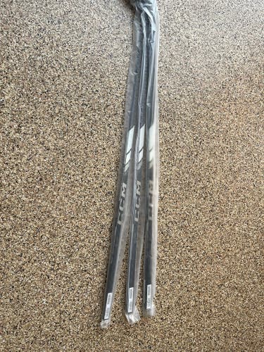 Intermediate CCM Jetspeed FT7 Pro Right Handed Hockey Stick P28M Pro Stock (New)