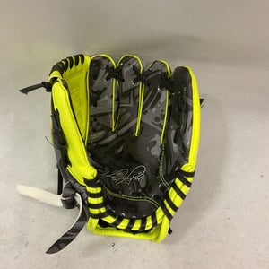 Used ORTIZ 34 BB/SB Glove RH Throw Yellow 9" 11859-S000020342