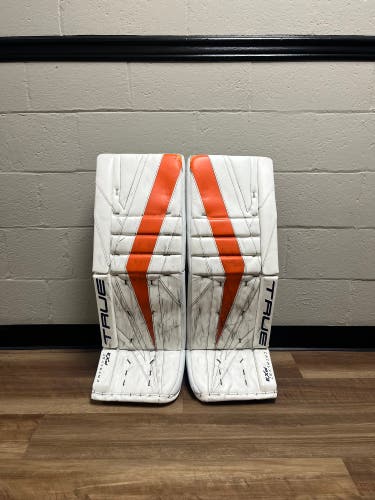 33" True Catalyst PX3 Goalie Leg Pads Pro Stock (Used)
