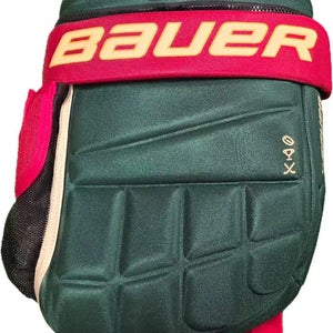 BAUER YOUTH GLOVE BACKPACK-Green and Red (New)