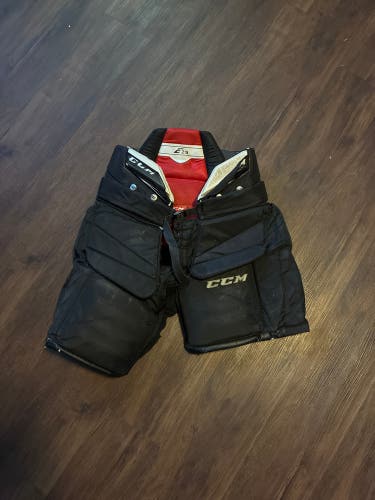 Intermediate Large CCM Extreme Flex Shield E2.9 Hockey Goalie Pants (Used)
