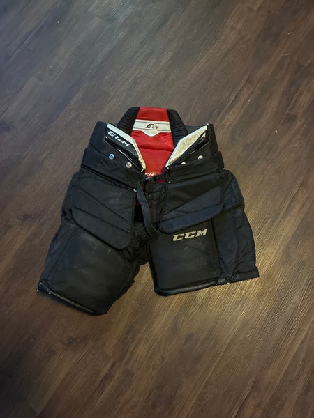Intermediate Large CCM Extreme Flex Shield E2.9 Hockey Goalie Pants (Used)
