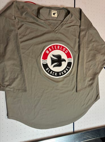 Size 56 Men's CCM Jersey (Used)