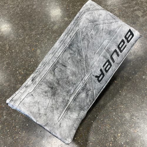 Bauer M5 Pro Goalie Blocker | Intermediate  Regular