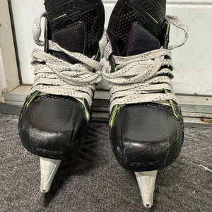 2024 Bauer Elite Hockey Goalie Skates Size 5.5 (Used)