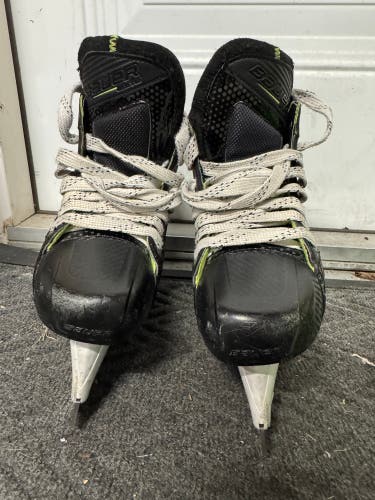 2024 Bauer Elite Hockey Goalie Skates Size 5.5 (Used)