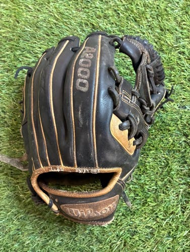 Black Wilson A2000 1786 Right Hand Throw Infield Baseball Glove 11.5"
