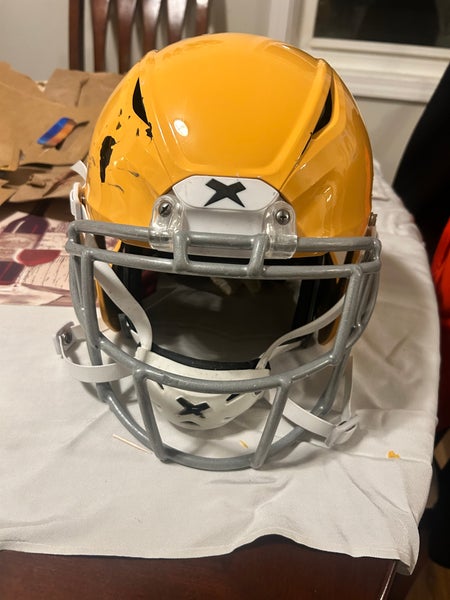 Medium Adult Xenith Shadow Helmet (Used)